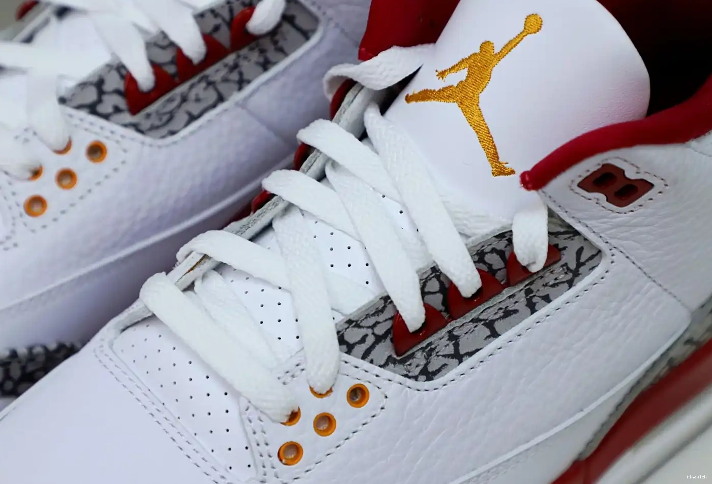 3 Red(CT8532-126） Cardinal Jordan Air Retro  0624